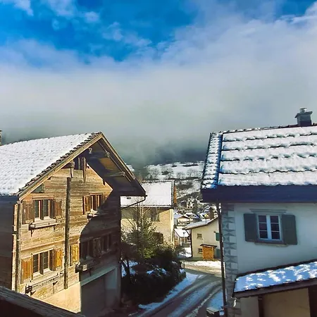 Bed & Breakfast Gadaenaescht 3*